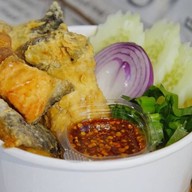 มีฉันท์