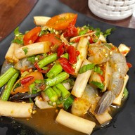 สะดวกยำ@บางแสน -