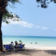 บรรยากาศ หาดทรายแก้ว อ.สัตหีบ จ.ชลบุรี
