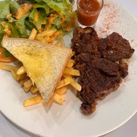 Issara Steak House เมืองทองธานี