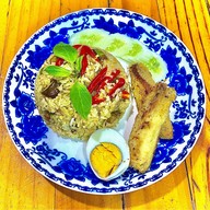 เฟมัส บิสโทร รัชดา