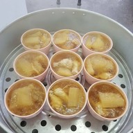 โหน่ง ข้าวต้มและอาหารตามสั่ง