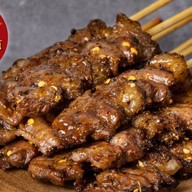 ลิตเติ้ล กริลล์ : หมูปิ้ง ไก่ปิ้ง เนื้อโคขุนปิ้ง ลูกชิ้นปิ้ง หมูสะเต๊ะ เนื้อสะเต๊ะ