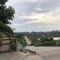 Sunshine Hotel & Cafe