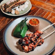 Mahaniyom Cocktail Bar - มหานิยมค็อกเทลบาร์