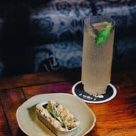 Mahaniyom Cocktail Bar - มหานิยมค็อกเทลบาร์