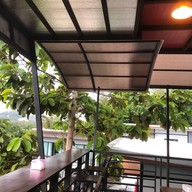 Sunshine Hotel & Cafe