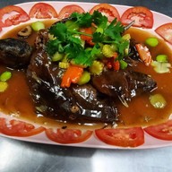 โหน่ง ข้าวต้มและอาหารตามสั่ง
