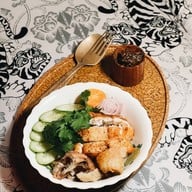 Mahaniyom Cocktail Bar - มหานิยมค็อกเทลบาร์