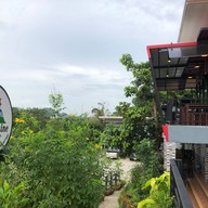 Sunshine Hotel & Cafe