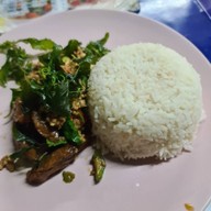 ครัวกุ๊กโรจน์อาหารจามสั่ง