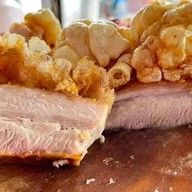 หมูกรอบ&เมนูหมูกรอบปิ่นเจริญ1