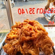 สมาร์ท ข้าวมันไก่ ไก่ทอด (หน้าโลตัสลมโชย หนองเเค)