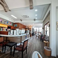 homlamoon cafe