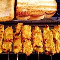 24หมูสะเต๊ะ หมู่บ้านเมืองทรัพย์ธานี