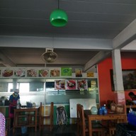 บรรยากาศ ก๋วยเตี๋ยวยกล้อ เชียงราย