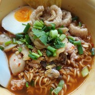 เมนูของร้าน เตี๋ยวต้มยำตำลึงหรอยแสบวาน