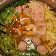 มาดามโฮ เฟอหม้อไฟ (หน้ามอศิลปากร)