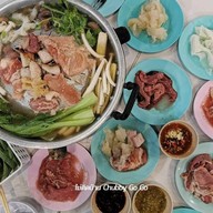 กางพุงกิน