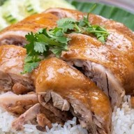 คุณหมีกินจุ KHUNMEEKINJU เพชรเกษม 77 ตลาดรวมโชค