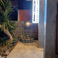 Lux Homestay น้ำหนาว