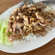 กุ๊กอ้วน : อาหารตามสั่ง x ปอเปี๊ยะทอด - ขนมจีบ