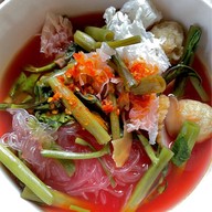 เมนูของร้าน ก๋วยเตี๋ยวปลานายแม่