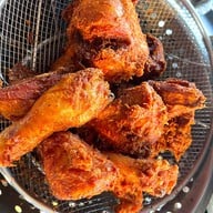 ไก่ทอดวานีต้า โต้รุ่งฉื่อฉาง(เจ้าเก่าหน้าเซเว่น)