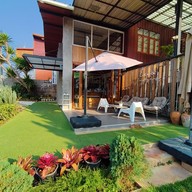 Lux Homestay น้ำหนาว