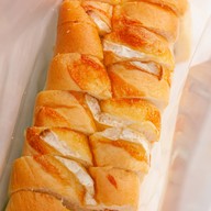 Crumbs Fashion Island