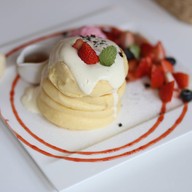 Souffle & Souffle Pancakes Cafe
