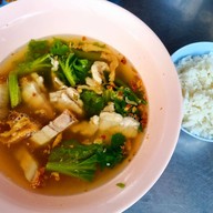 ก๋วยจั๊บน้ำใส สะพาน5