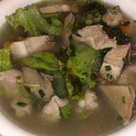 เมนูของร้าน ตี๋ ก๋วยจั๊บน้ำใส (เจ้าเก่า) เพชรเกษม48
