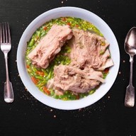 เล้งแซ่บ&อาหารตามสั่ง (ตั้มเล้งแซ่บเจ้าแรกชุมพร) ถ.กรมหลวง