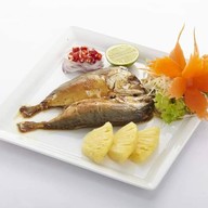 เมนูของร้าน ครัวชมทะเล สามร้อยยอด
