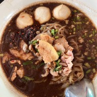 เมนูของร้าน เส้นใหญ่