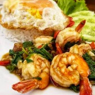 ขี้เมากะเพราถาด