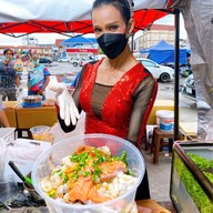 ยำแซ่บซิ่ง (ตำสวยสะบัดสาก)