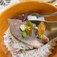 ข้าวสตูแอดหาดใหญ่ สาขา จิระนคร