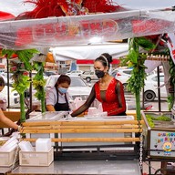 ยำแซ่บซิ่ง (ตำสวยสะบัดสาก)