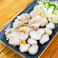 ร้านก๋วยเตี๋ยวอากงนครปฐม -