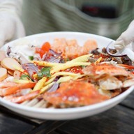 ขาหมู อาเฮีย ถนนนเรศวร