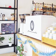 บ้านดุ๊กดิ๊กคาเฟ่ DukDik CafeHouse บางปะกอก