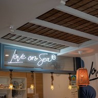 Love on Sea (Koh-Larn) เกาะล้าน