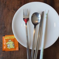 Seoul wang แยกไฟฉาย