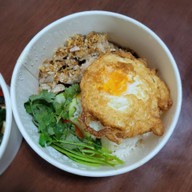 เมนูของร้าน จานอร่อย by โกดังนมสด บางขุนเทียน