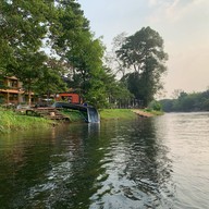 ภูสักธารรีสอร์ท