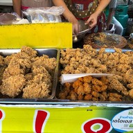 ไก่ยำแซ่บfc(ต้นหลิว) @ตลาดแสงศิริ เพชรเกษม 110