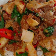 ร้านต้นกับแต อาหารป่า ก๋วยเตี๋ยว ตามสั่ง