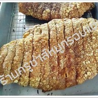 หมูกรอบแซ่บ ครูซ่าส์ ถนนเณรแก้ว (รับของไผ่ขวาง)